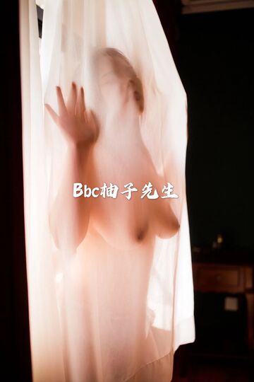 @bbc柚子先生–巨乳模特露出与日常-49P