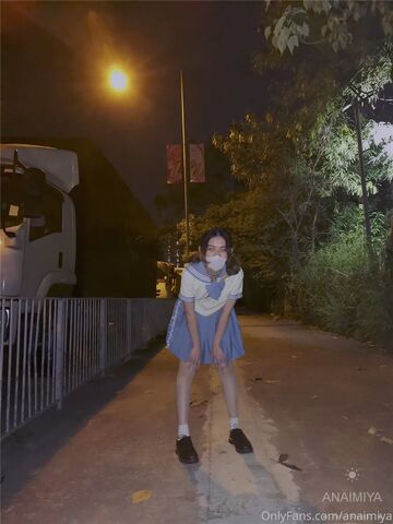价值千元的微博抖音快手等全网同名极品网红福利姬@naimi奶咪–裸舞露出自慰炮机各种整活无水-48P