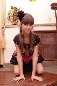 EvaR_VIP_06-25P
