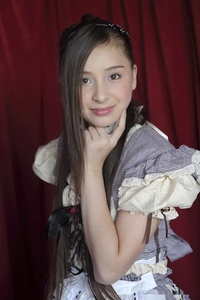 IsabellaB03-25P