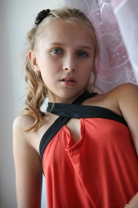 VioletaK09-25P
