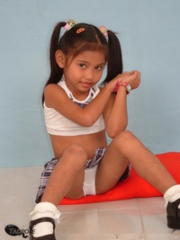 School-Models - Denise001-19P